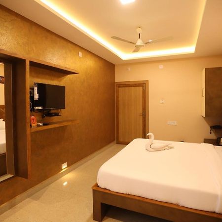 Hotel Southern Heritage Udupi Bagian luar foto