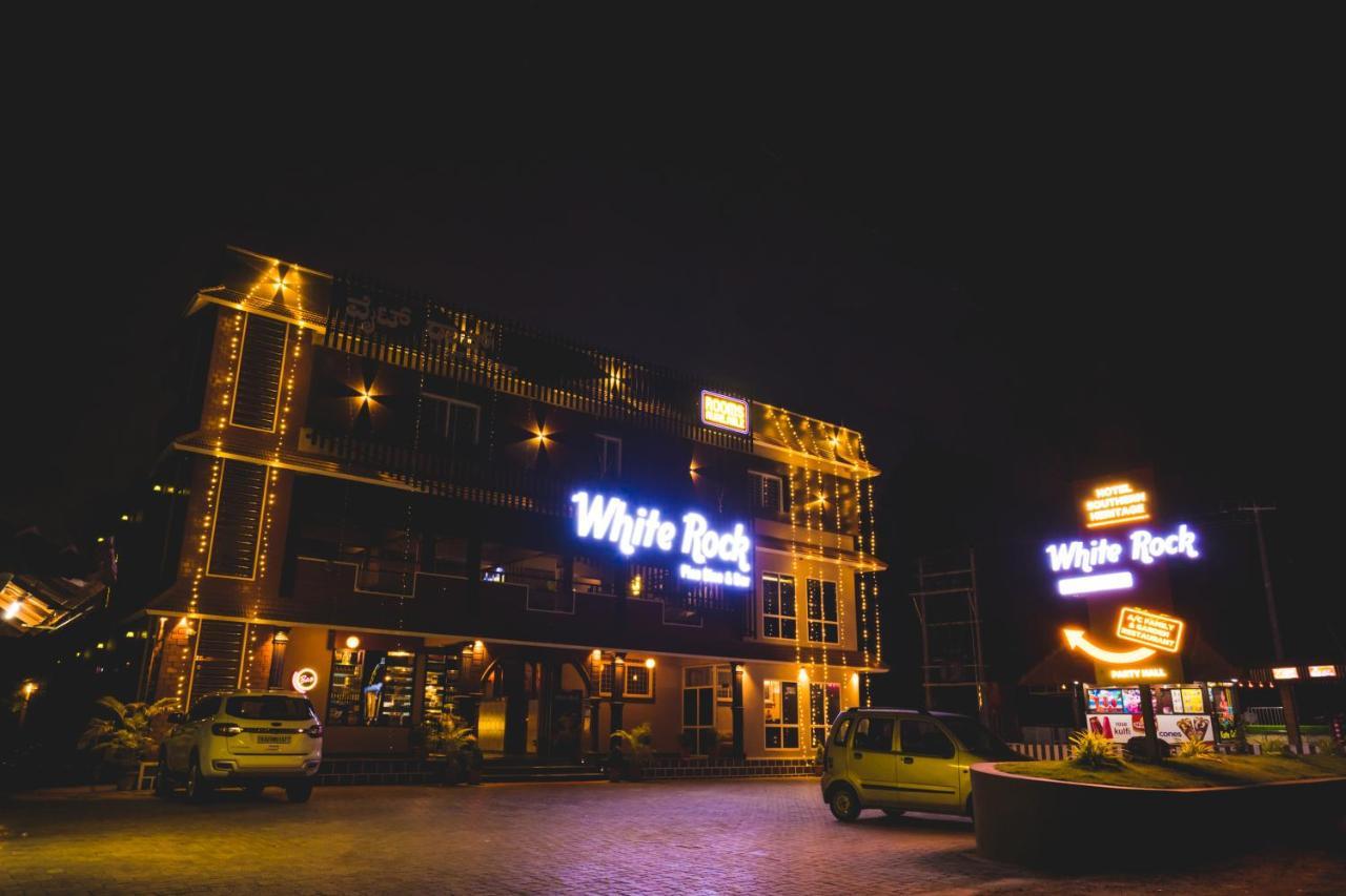 Hotel Southern Heritage Udupi Bagian luar foto