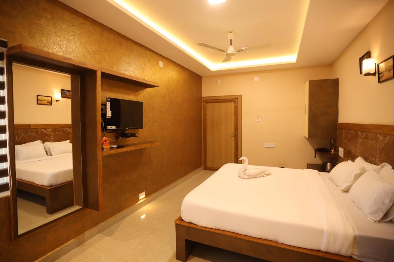 Hotel Southern Heritage Udupi Bagian luar foto