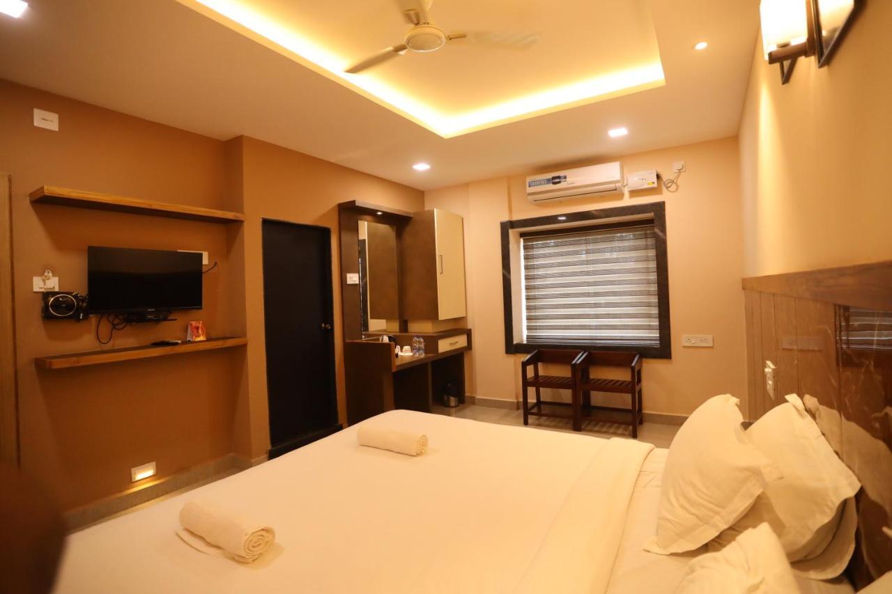Hotel Southern Heritage Udupi Bagian luar foto