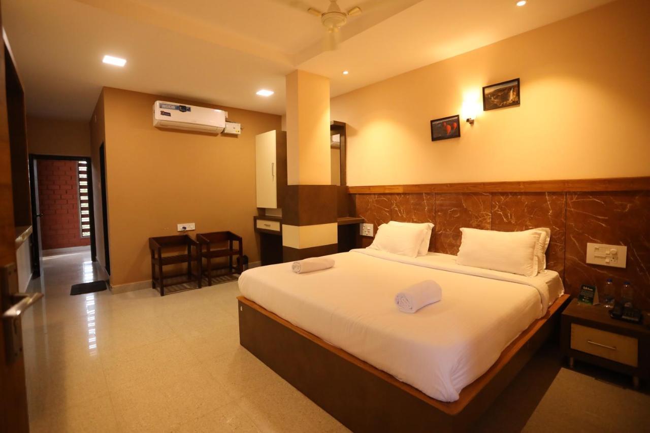 Hotel Southern Heritage Udupi Bagian luar foto