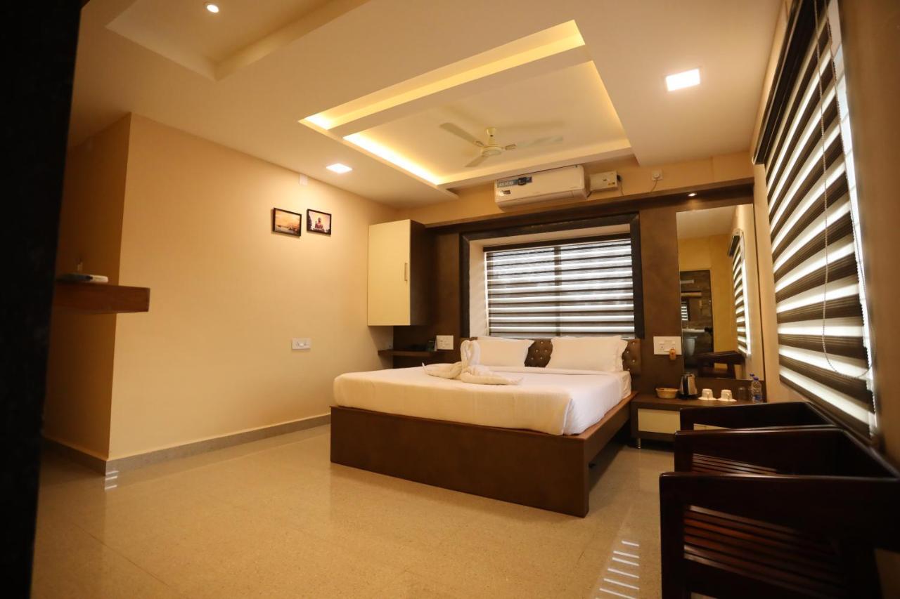 Hotel Southern Heritage Udupi Bagian luar foto