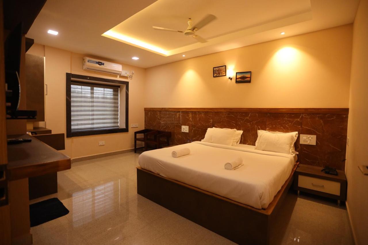 Hotel Southern Heritage Udupi Bagian luar foto